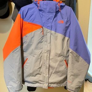 The North Face Womens Hyvent Snow Jacket